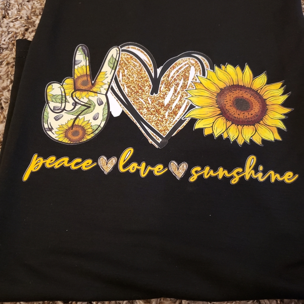 Distressed sunflower jeans with matching tank - Picture 9 of 11
